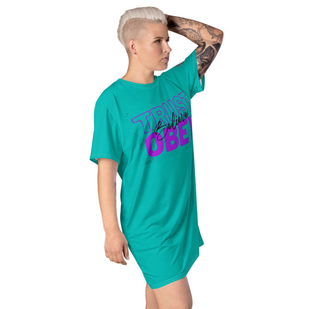 Obey T-Shirt Dress